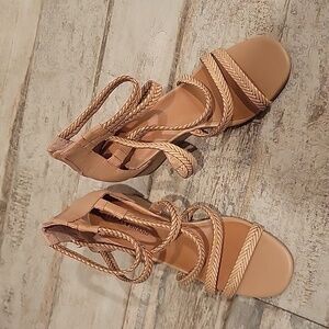Lucky Brand Strapped Wedge Sandals Size 8.5
